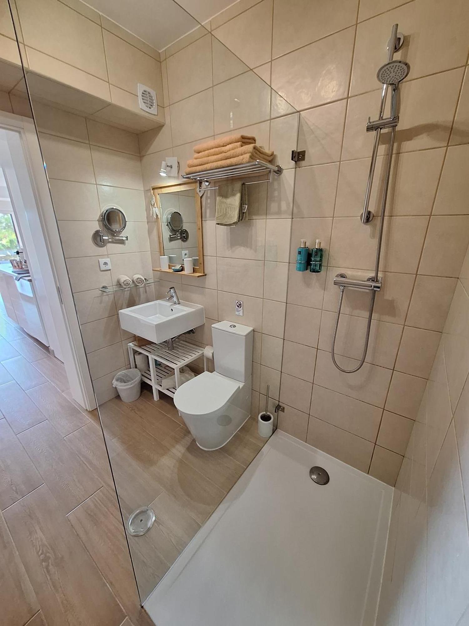 Romantik Villa Salema Eksteriør billede